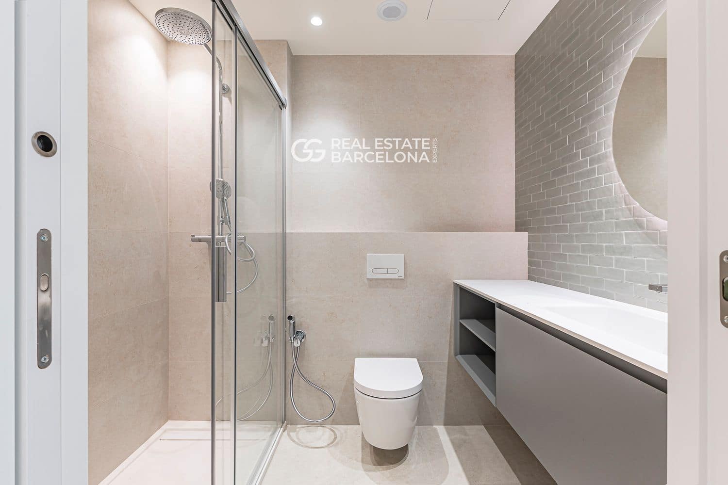 5 bedroom Villa for sale in Sitges with pool garage - € 2,840,000 (Ref: 9707774)