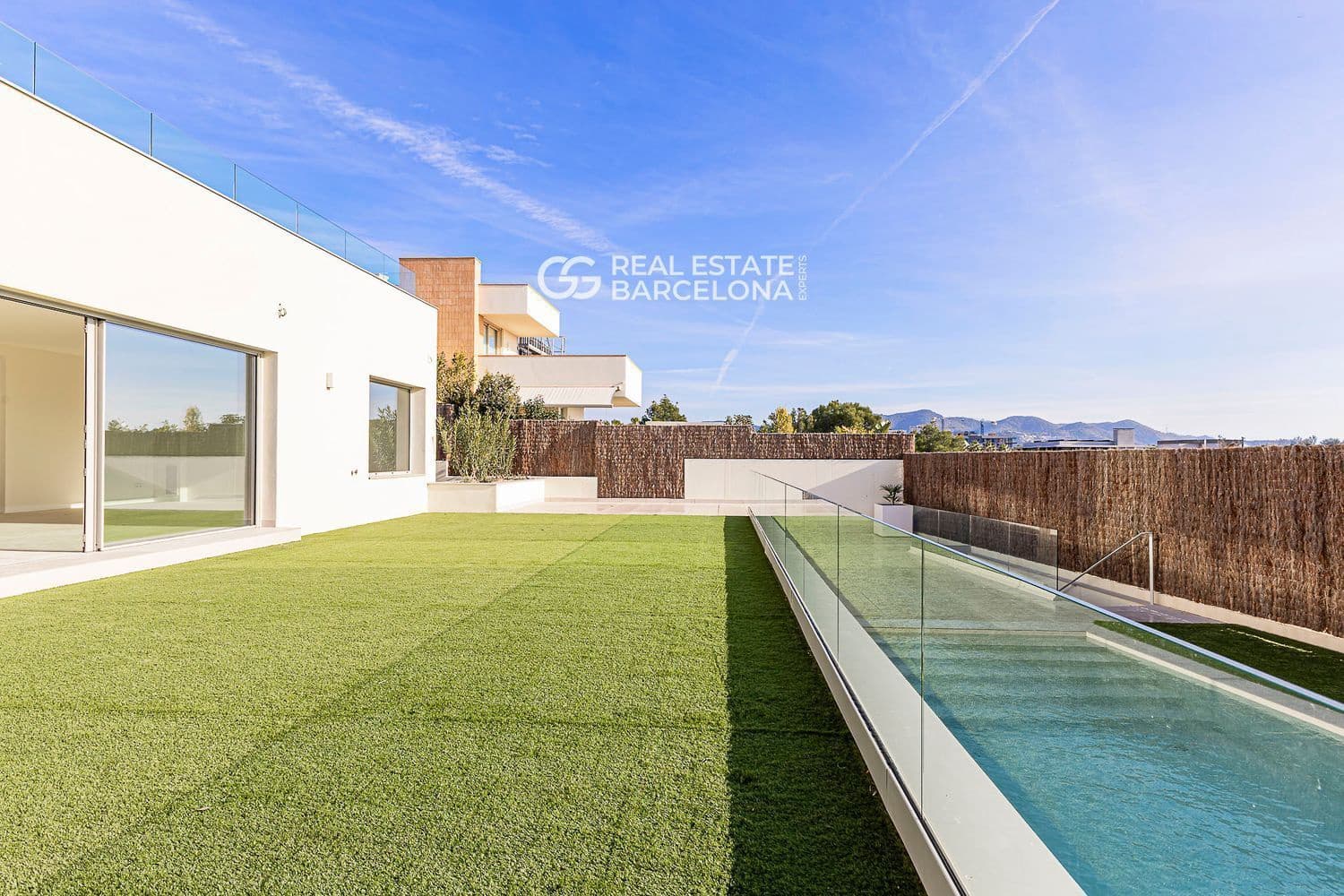 5 bedroom Villa for sale in Sitges with pool garage - € 2,840,000 (Ref: 9707774)