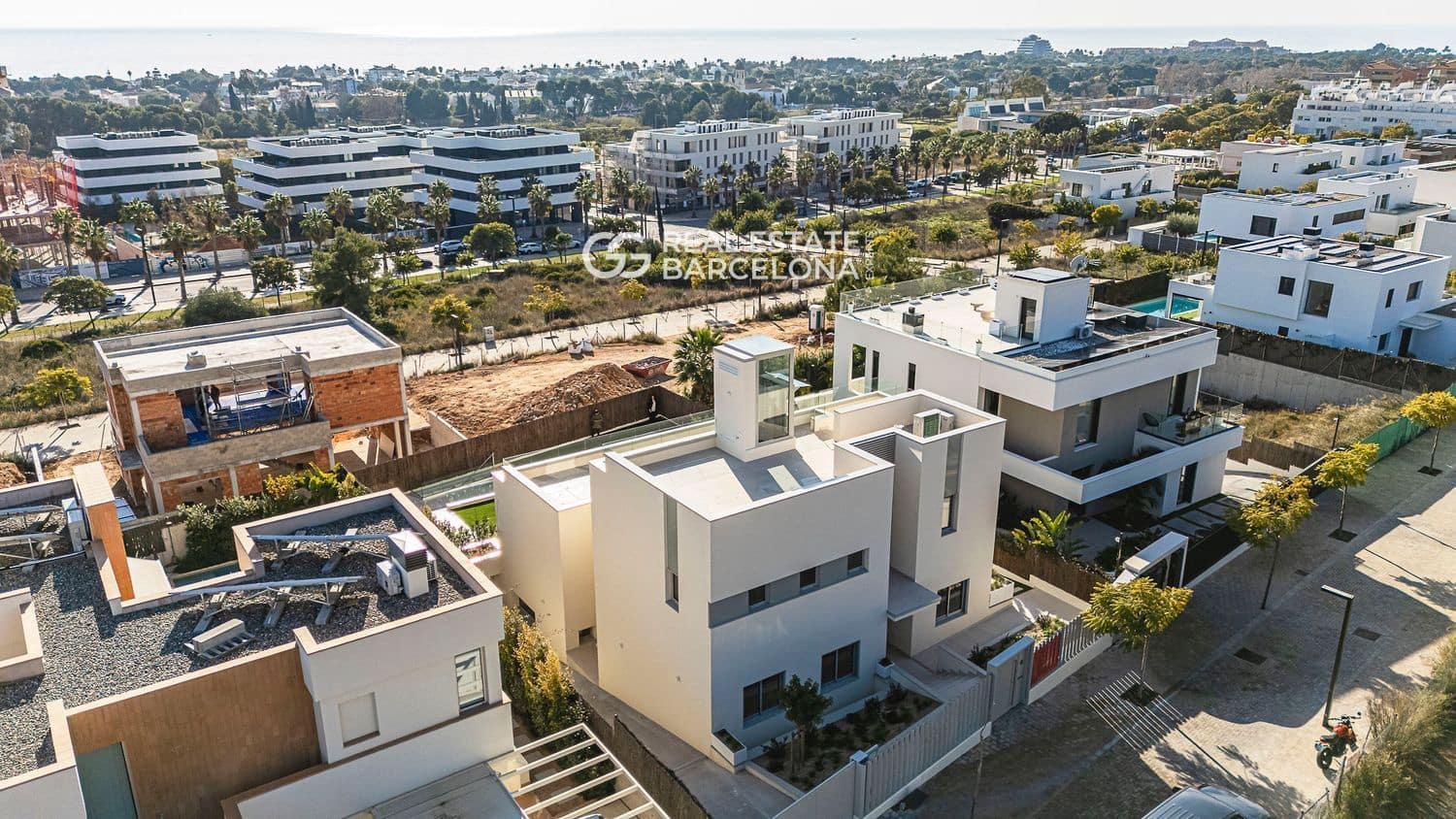 5 bedroom Villa for sale in Sitges with pool garage - € 2,840,000 (Ref: 9707774)