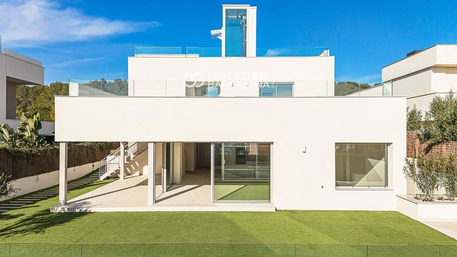 5 bedroom Villa for sale in Sitges with pool garage - € 2,840,000 (Ref: 9707774)