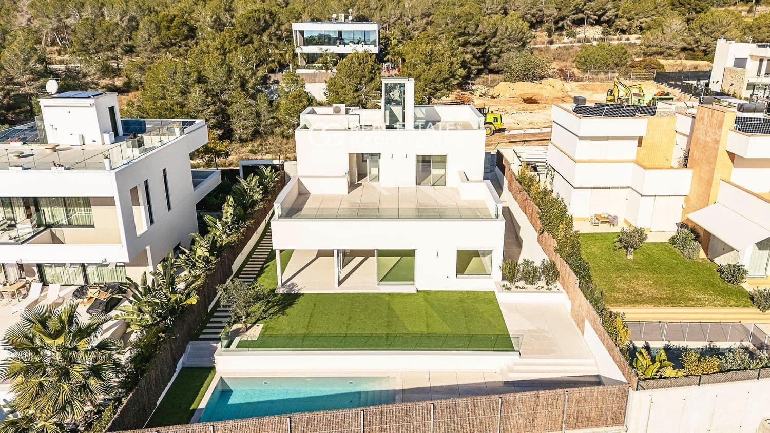 5 bedroom Villa for sale in Sitges with pool garage - € 2,840,000 (Ref: 9707774)