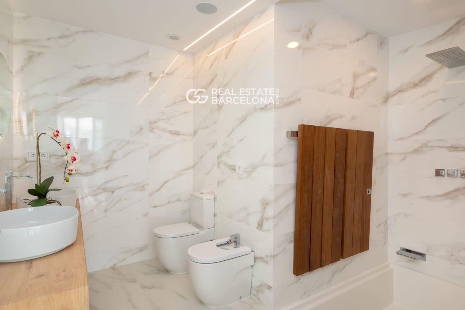 4 bedroom Villa for sale in Sitges with pool garage - € 2,800,000 (Ref: 9707776)