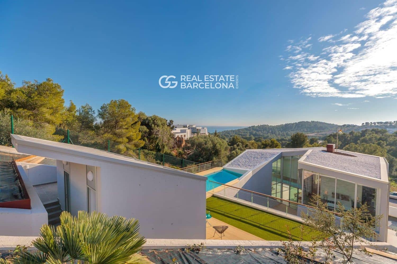 4 bedroom Villa for sale in Sitges with pool garage - € 2,800,000 (Ref: 9707776)