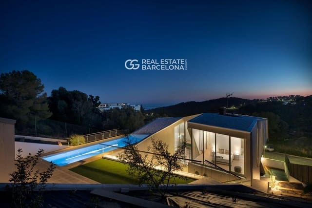 4 bedroom Villa for sale in Sitges with pool garage - € 2,800,000 (Ref: 9707776)