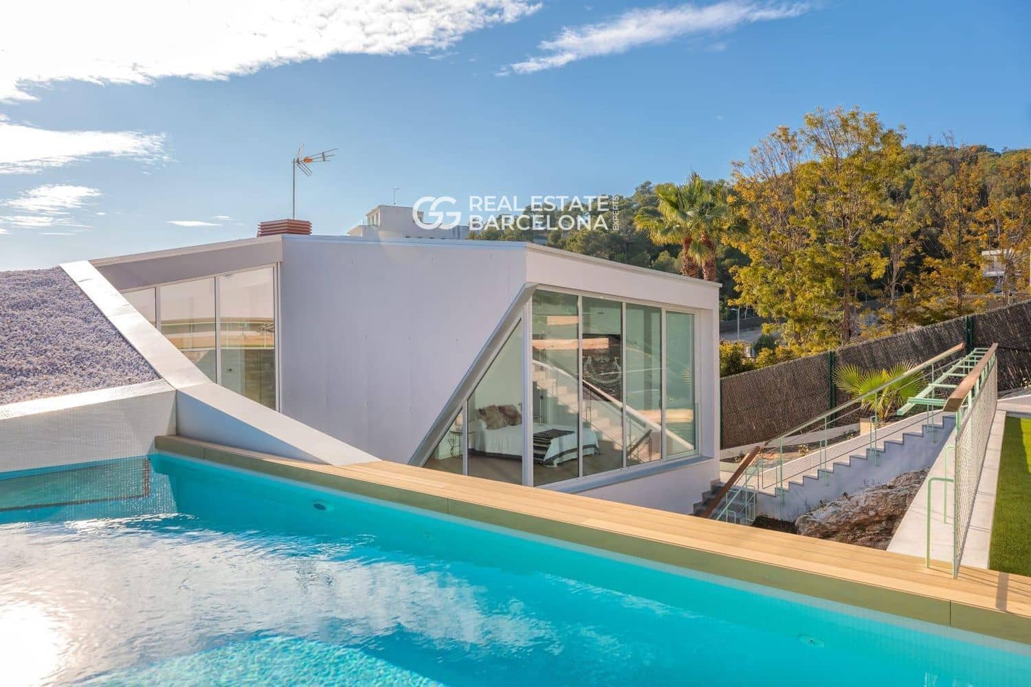 4 bedroom Villa for sale in Sitges with pool garage - € 2,800,000 (Ref: 9707776)