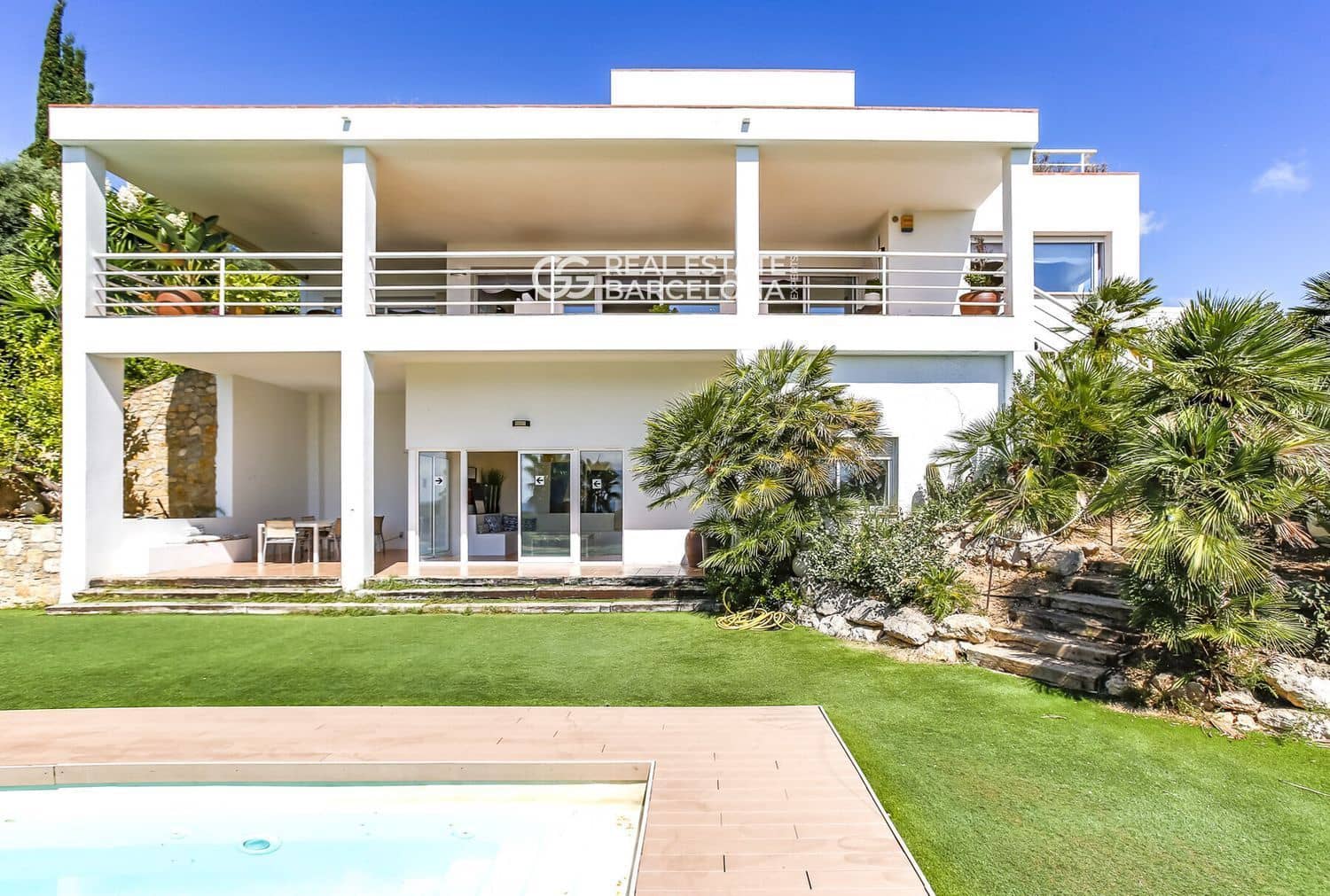 7 bedroom Villa for sale in Sitges with pool garage - € 2,490,000 (Ref: 9709205)