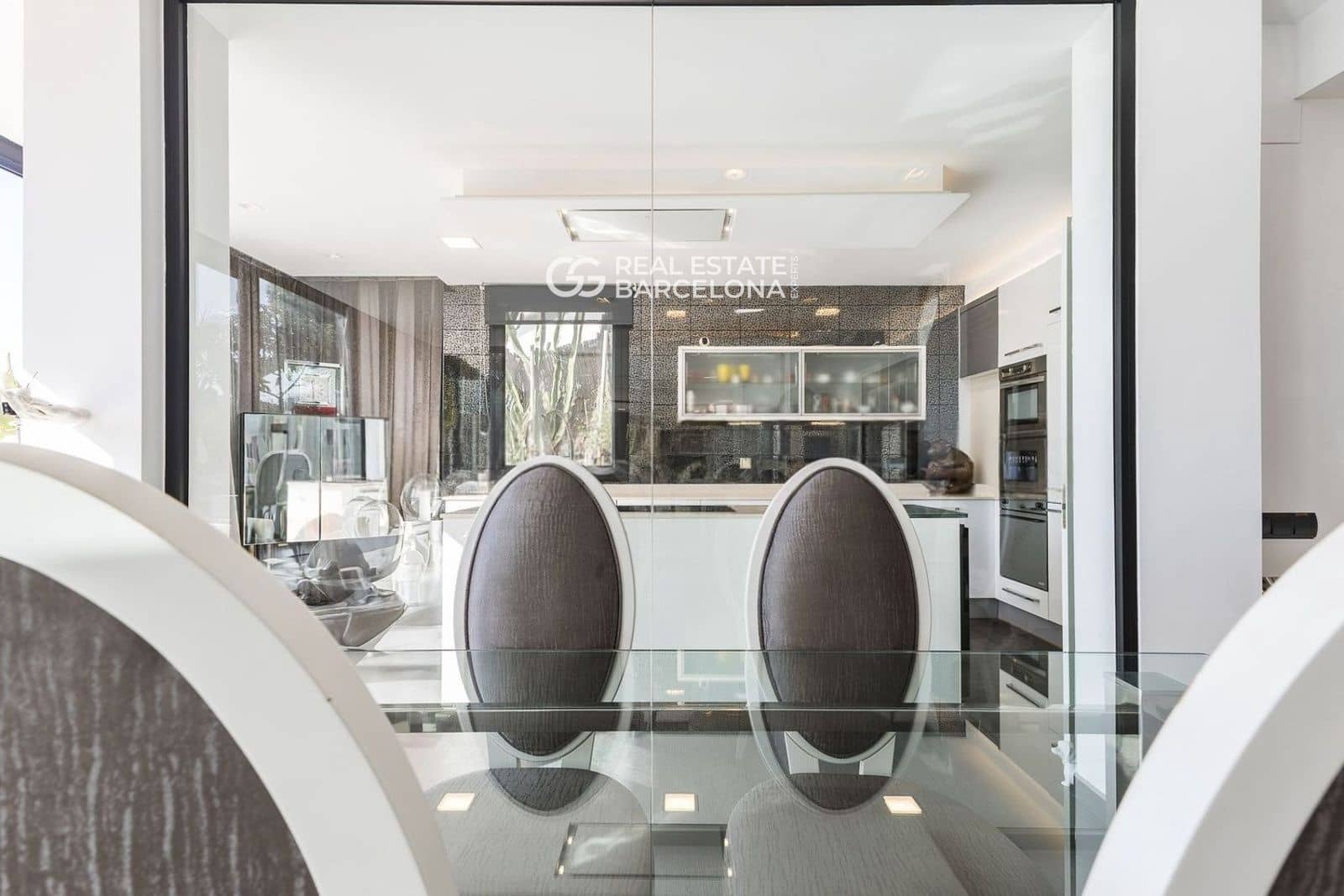 5 bedroom Villa for sale in Sitges with pool - € 1,348,000 (Ref: 9713582)