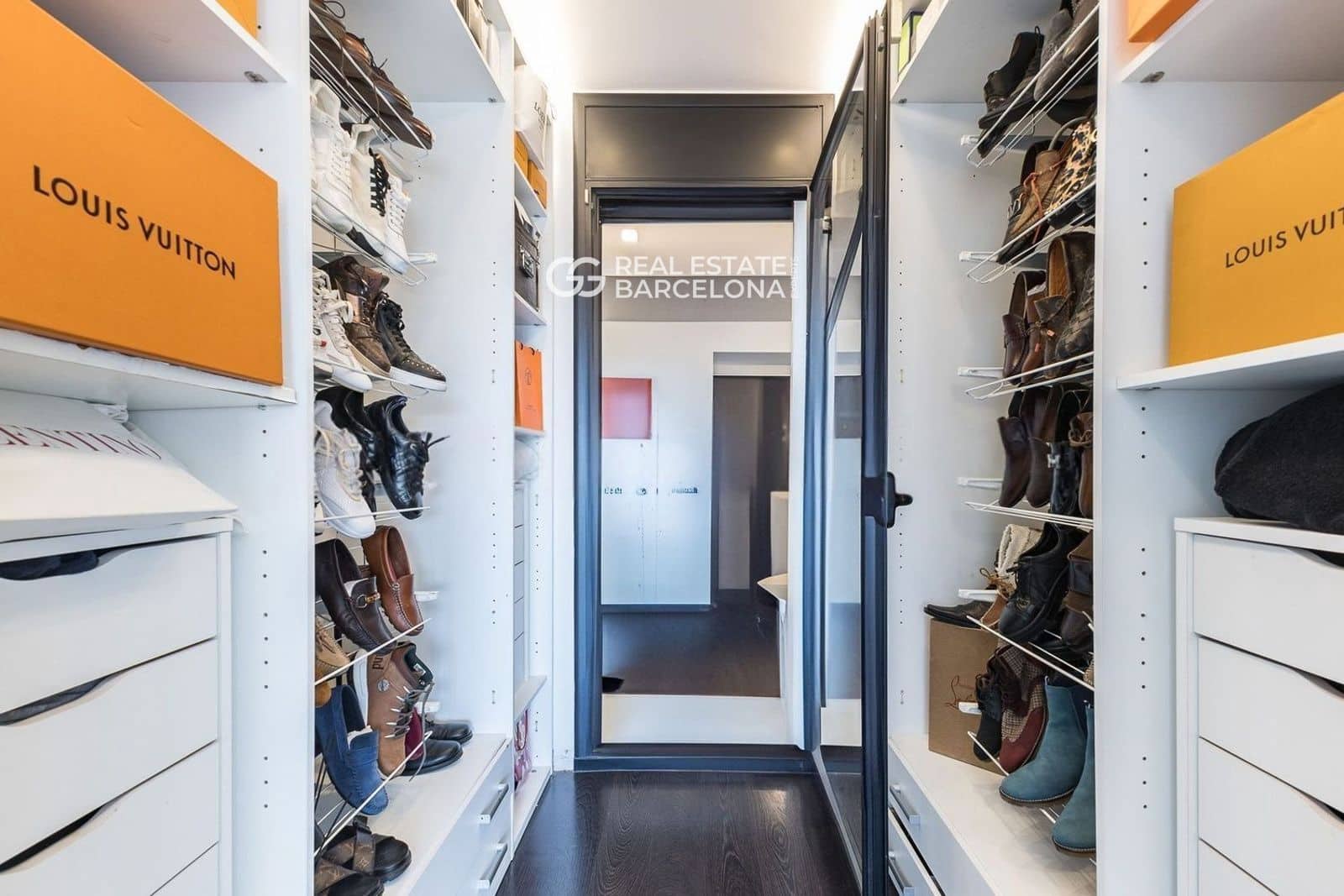 5 bedroom Villa for sale in Sitges with pool - € 1,348,000 (Ref: 9713582)