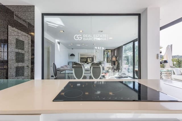 5 quarto Moradia para venda em Sitges com piscina - 1 348 000 € (Ref: 9713582)