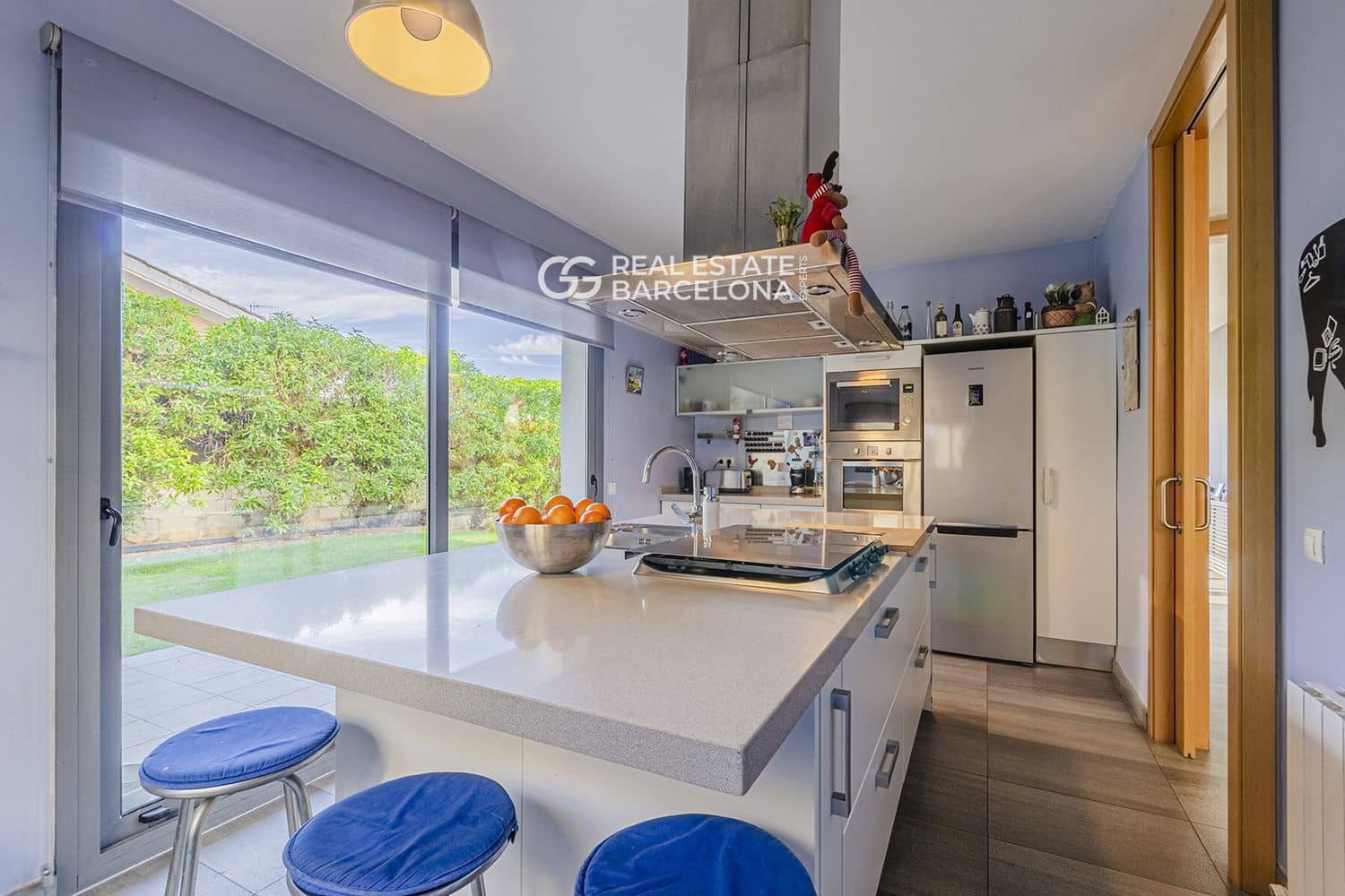 5 bedroom Villa for sale in Sitges with pool garage - € 1,380,000 (Ref: 9713583)