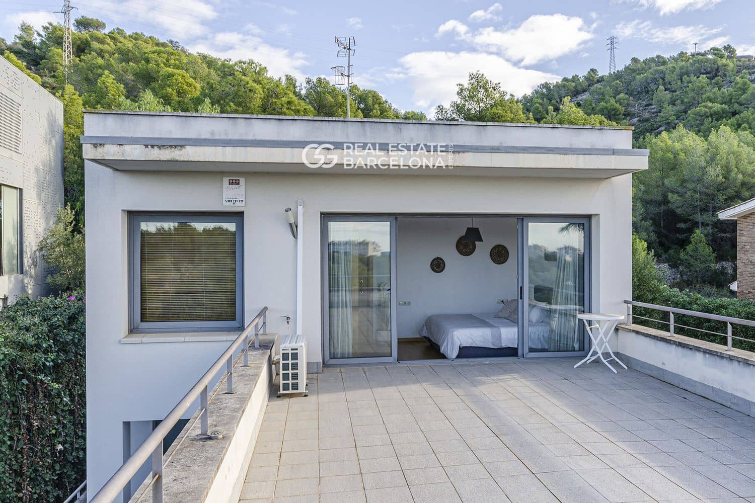 5 bedroom Villa for sale in Sitges with pool garage - € 1,380,000 (Ref: 9713583)