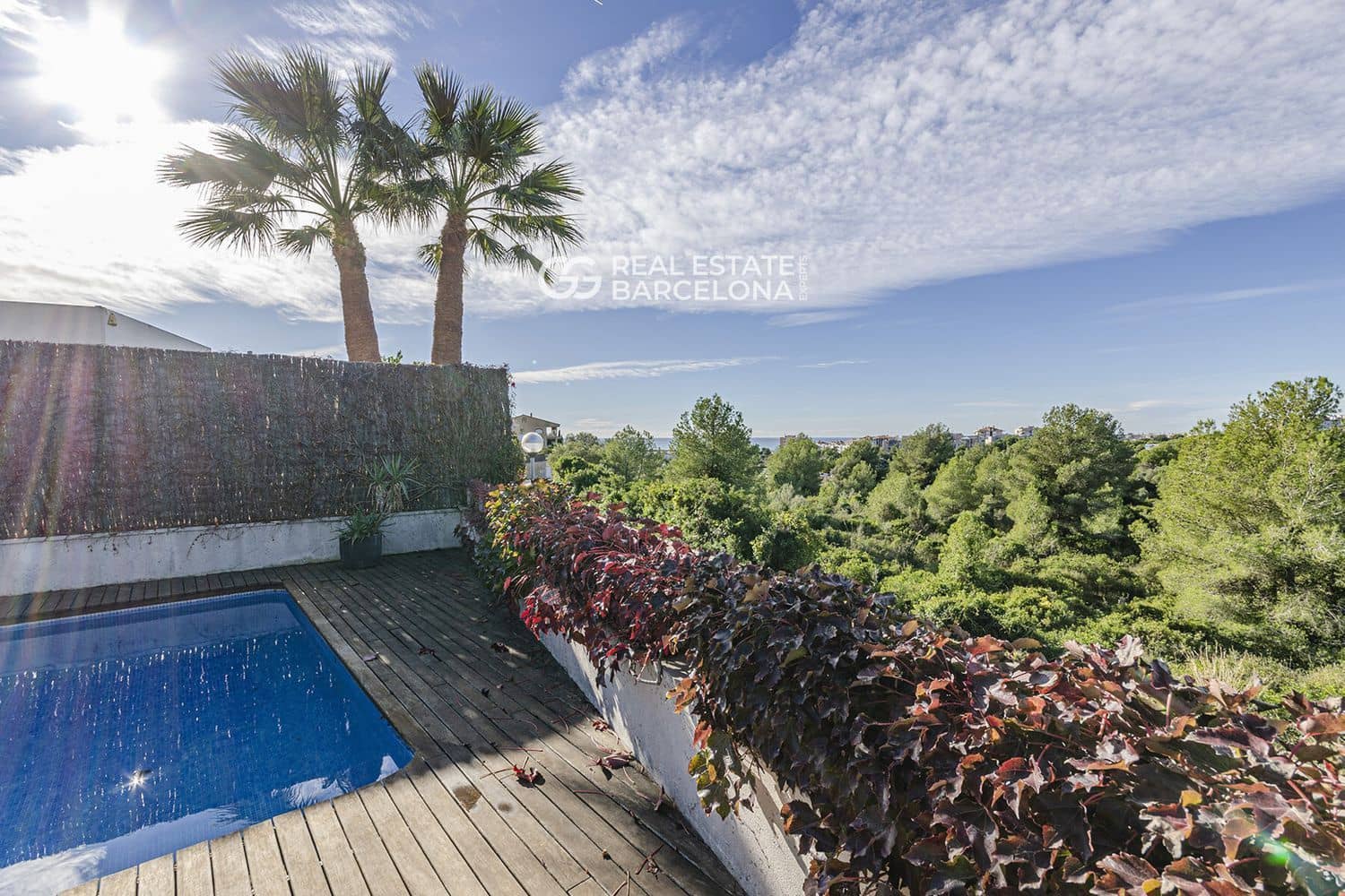 5 bedroom Villa for sale in Sitges with pool garage - € 1,380,000 (Ref: 9713583)