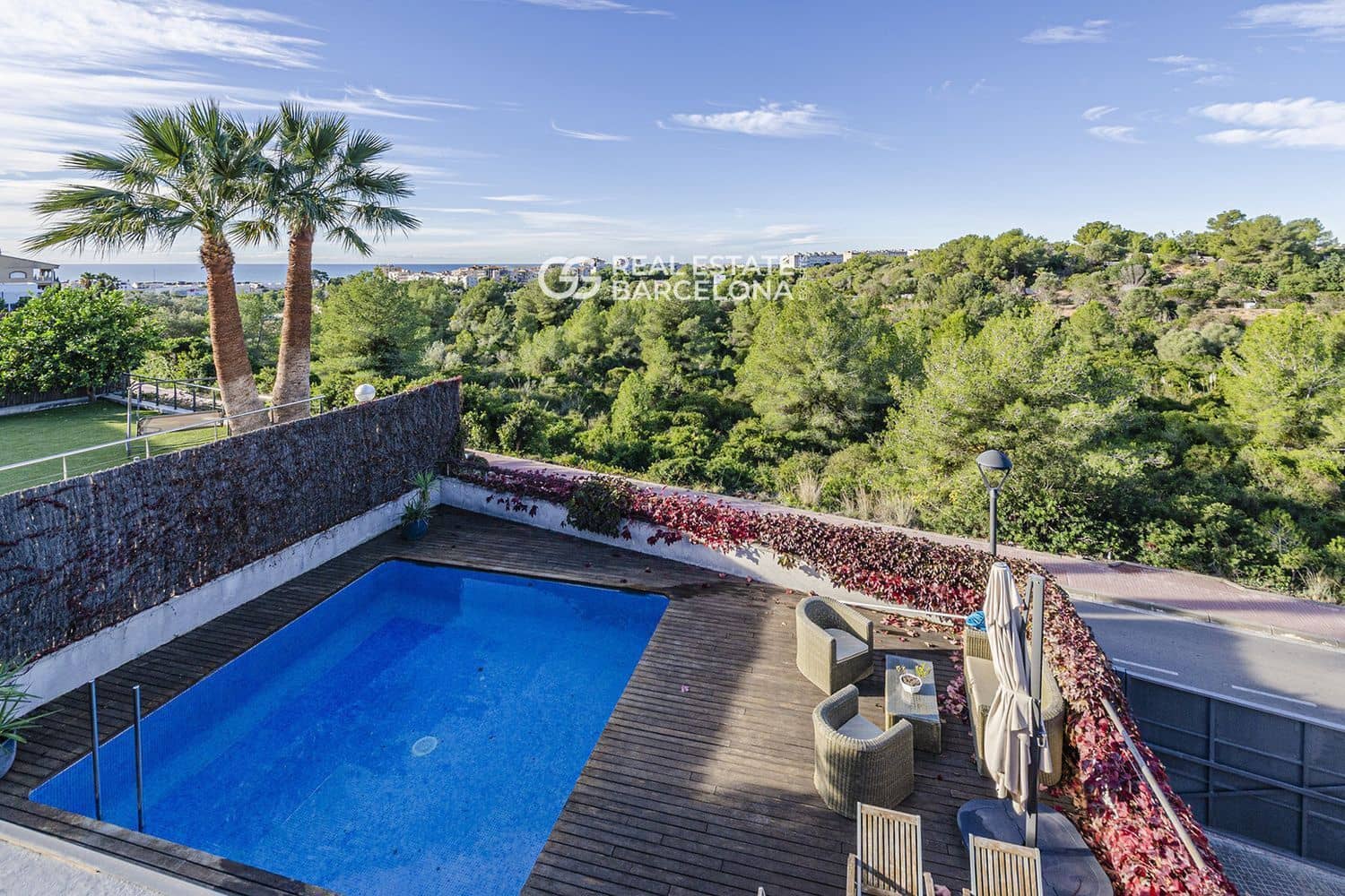 5 bedroom Villa for sale in Sitges with pool garage - € 1,380,000 (Ref: 9713583)