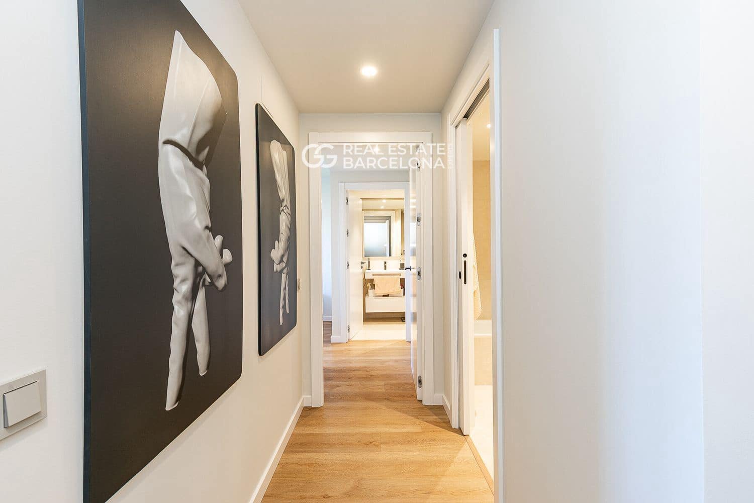 2 bedroom Penthouse for sale in Sitges with pool garage - € 1,390,000 (Ref: 9713584)