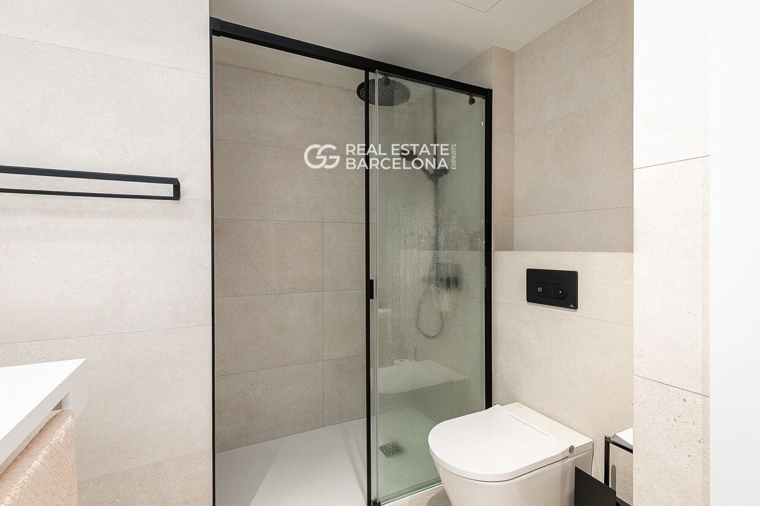 2 bedroom Penthouse for sale in Sitges with pool garage - € 1,390,000 (Ref: 9713584)