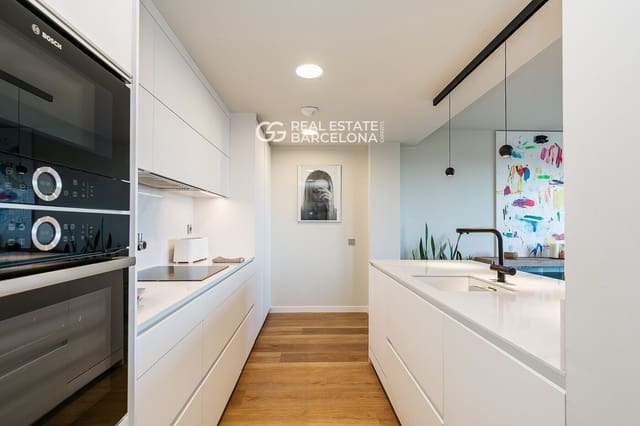 2 sypialnia Penthouse na sprzedaż w Sitges z basenem garażem - 1 390 000 € (Ref: 9713584)