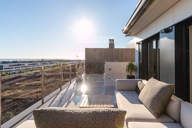 2 sypialnia Penthouse na sprzedaż w Sitges z basenem garażem - 1 390 000 € (Ref: 9713584)