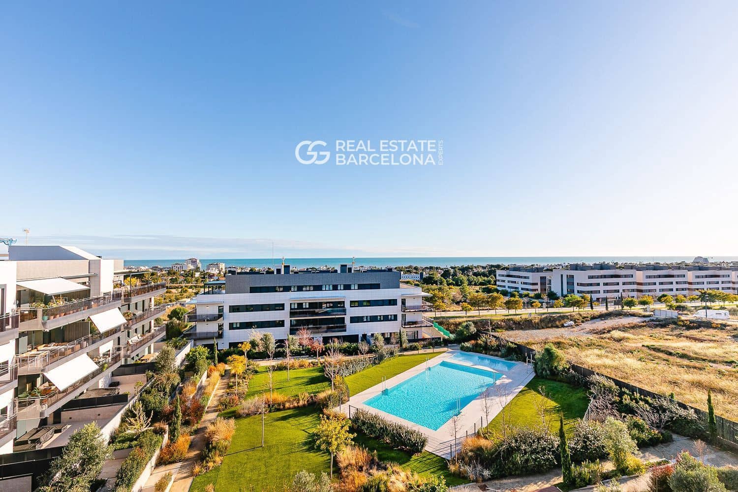 2 bedroom Penthouse for sale in Sitges with pool garage - € 1,390,000 (Ref: 9713584)
