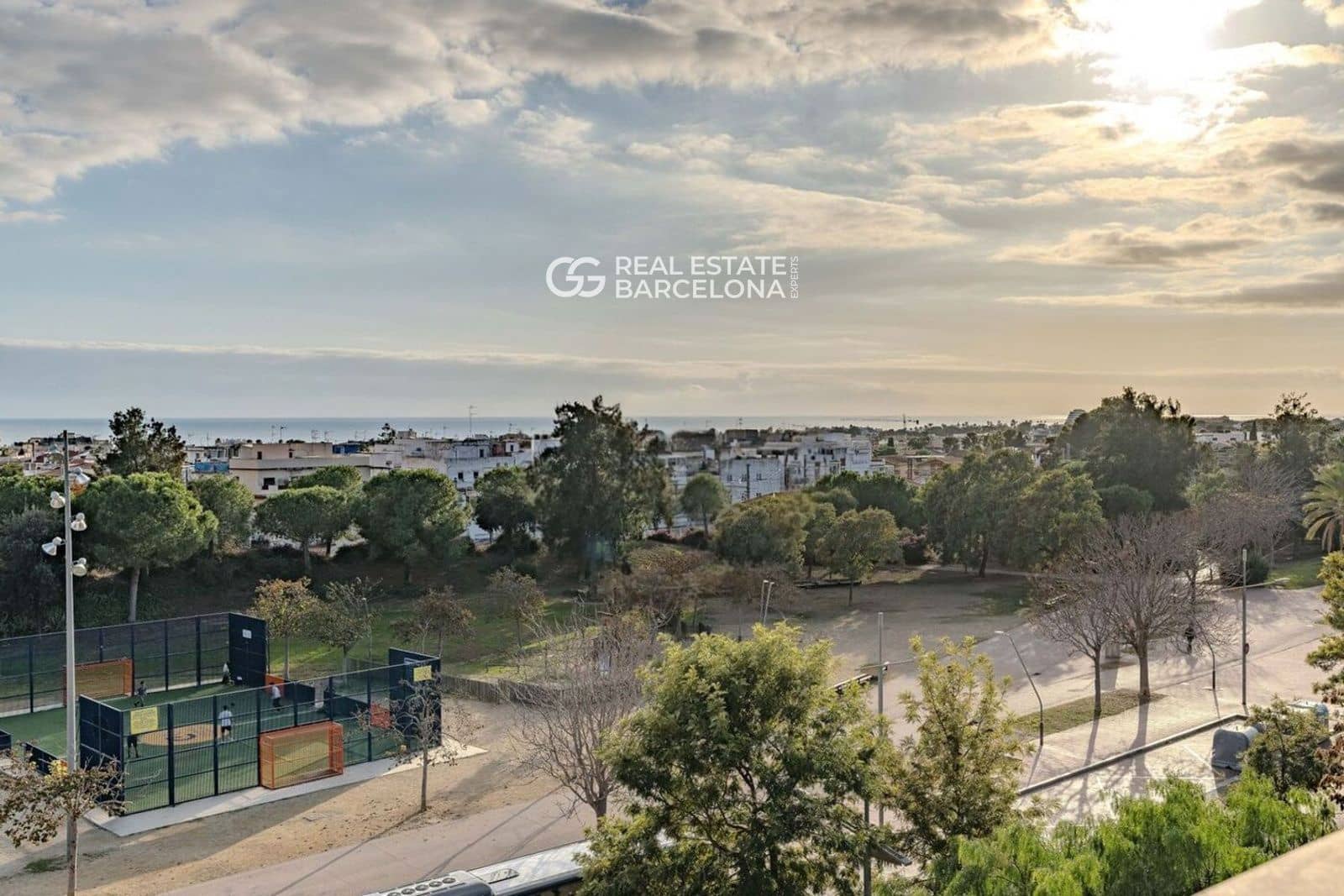 4 bedroom Penthouse for sale in Sitges with pool garage - € 1,245,000 (Ref: 9714130)