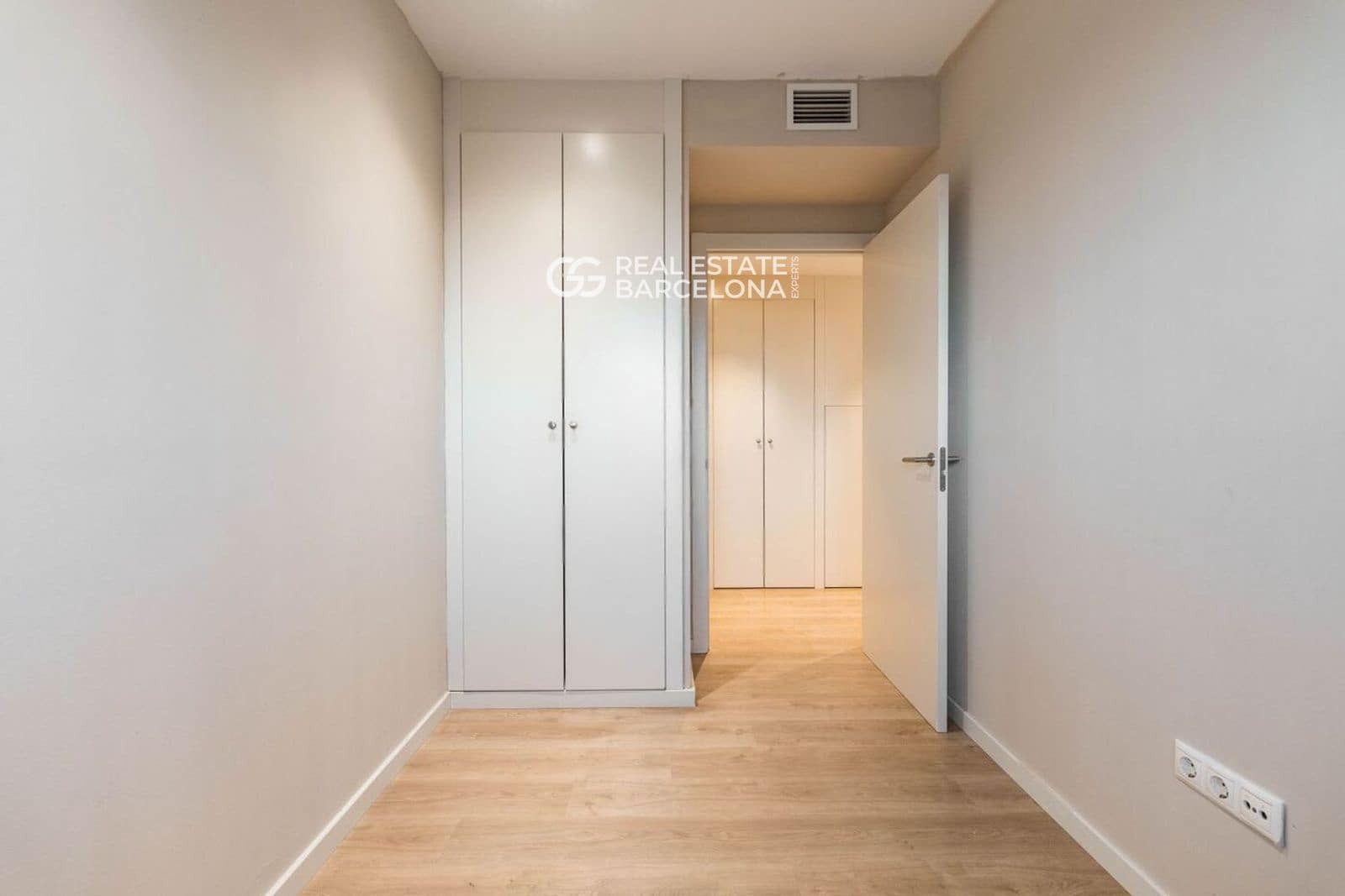 4 bedroom Penthouse for sale in Sitges with pool garage - € 1,245,000 (Ref: 9714130)