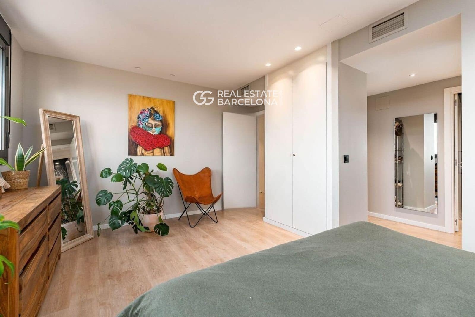 4 bedroom Penthouse for sale in Sitges with pool garage - € 1,245,000 (Ref: 9714130)