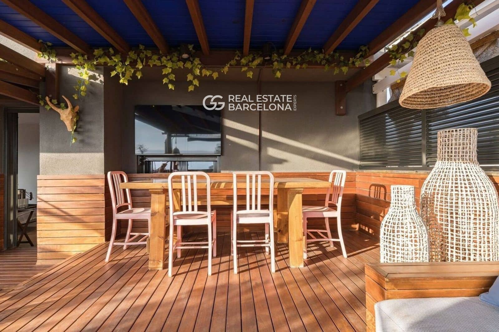 4 bedroom Penthouse for sale in Sitges with pool garage - € 1,245,000 (Ref: 9714130)