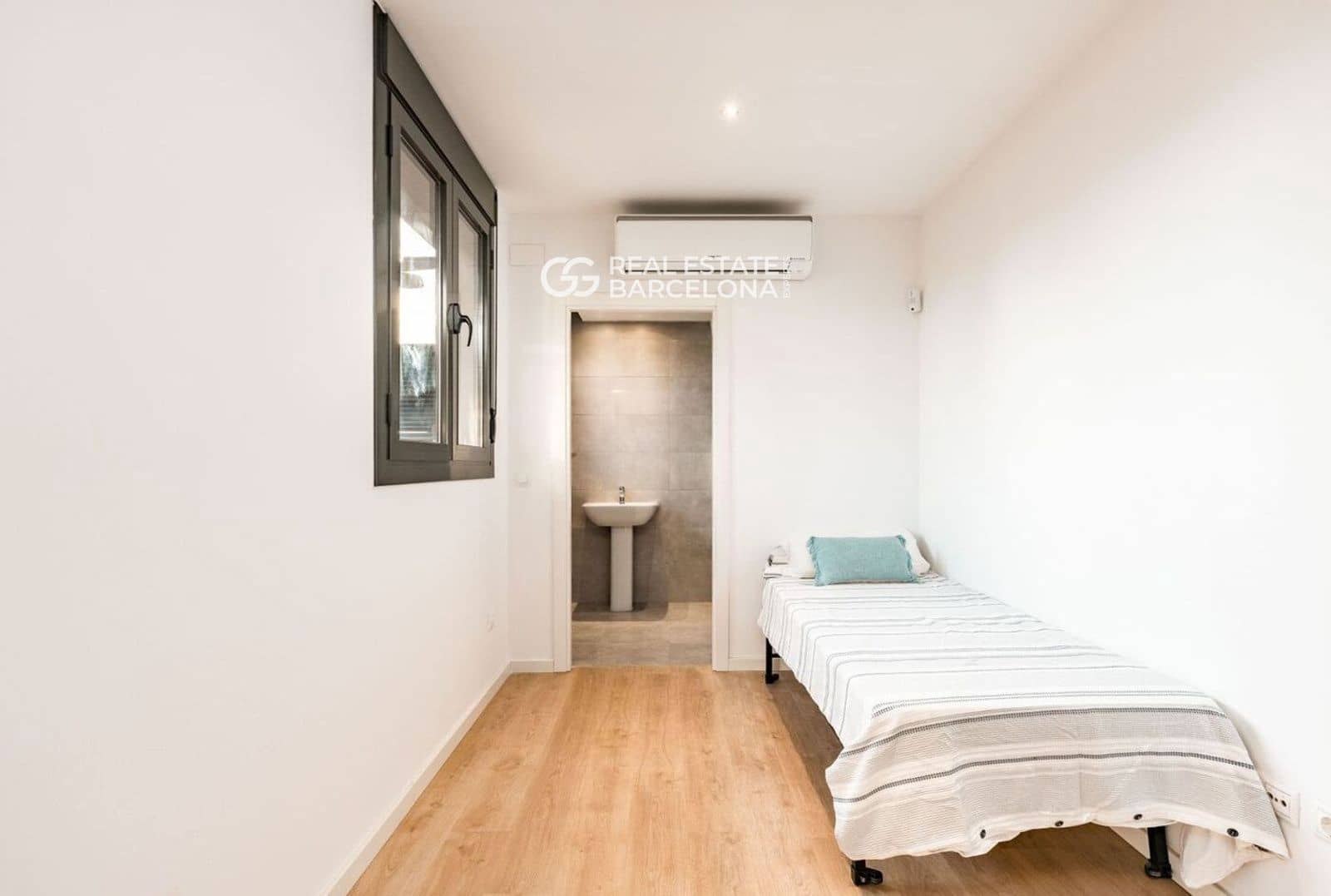 4 bedroom Penthouse for sale in Sitges with pool garage - € 1,245,000 (Ref: 9714130)