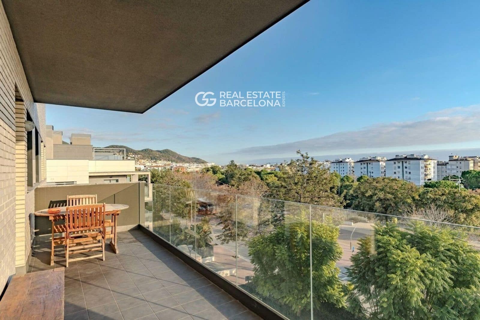 4 bedroom Penthouse for sale in Sitges with pool garage - € 1,245,000 (Ref: 9714130)