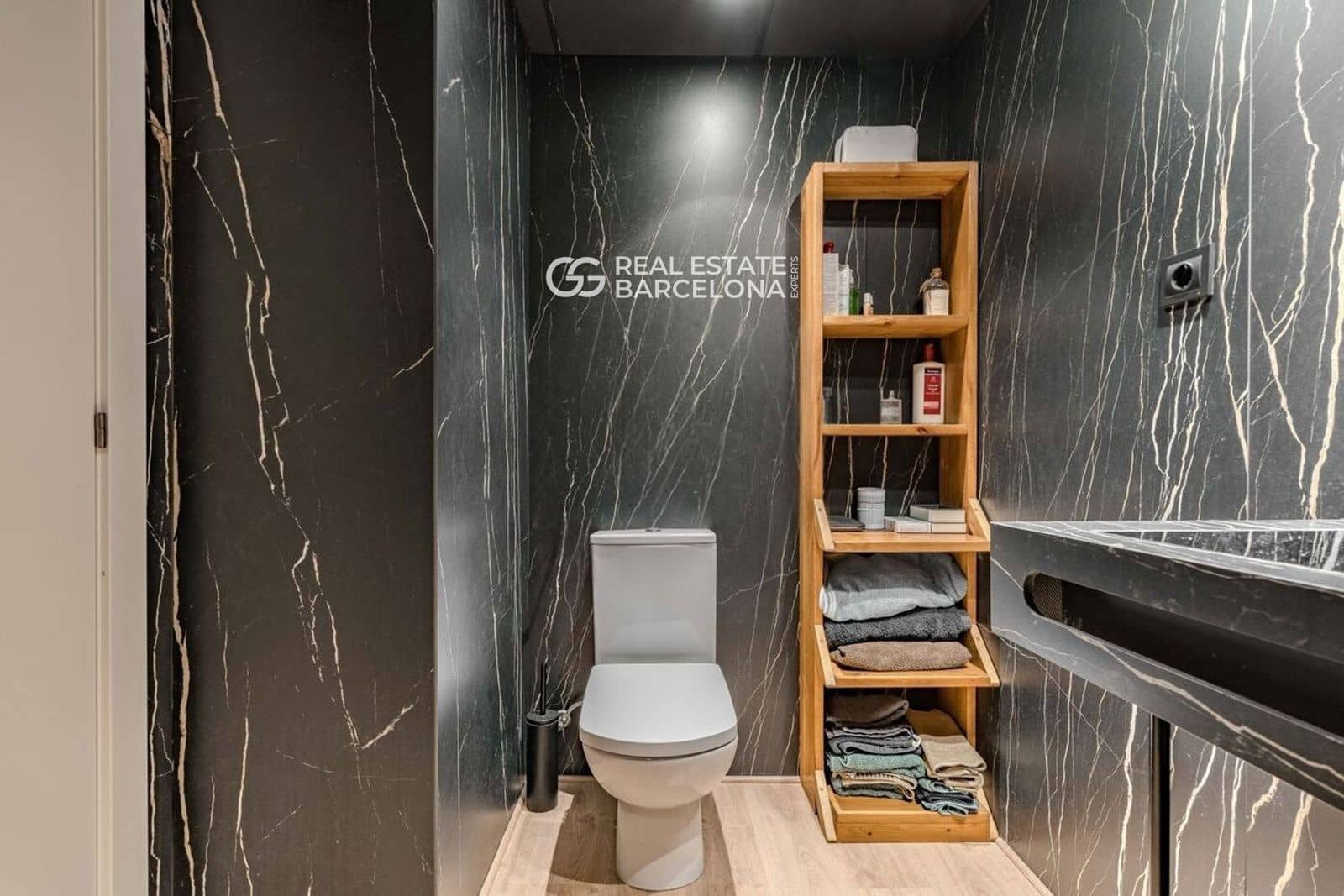 4 bedroom Penthouse for sale in Sitges with pool garage - € 1,245,000 (Ref: 9714130)