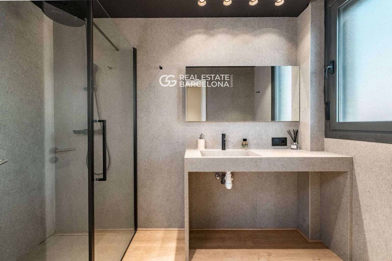 4 bedroom Penthouse for sale in Sitges with pool garage - € 1,245,000 (Ref: 9714130)