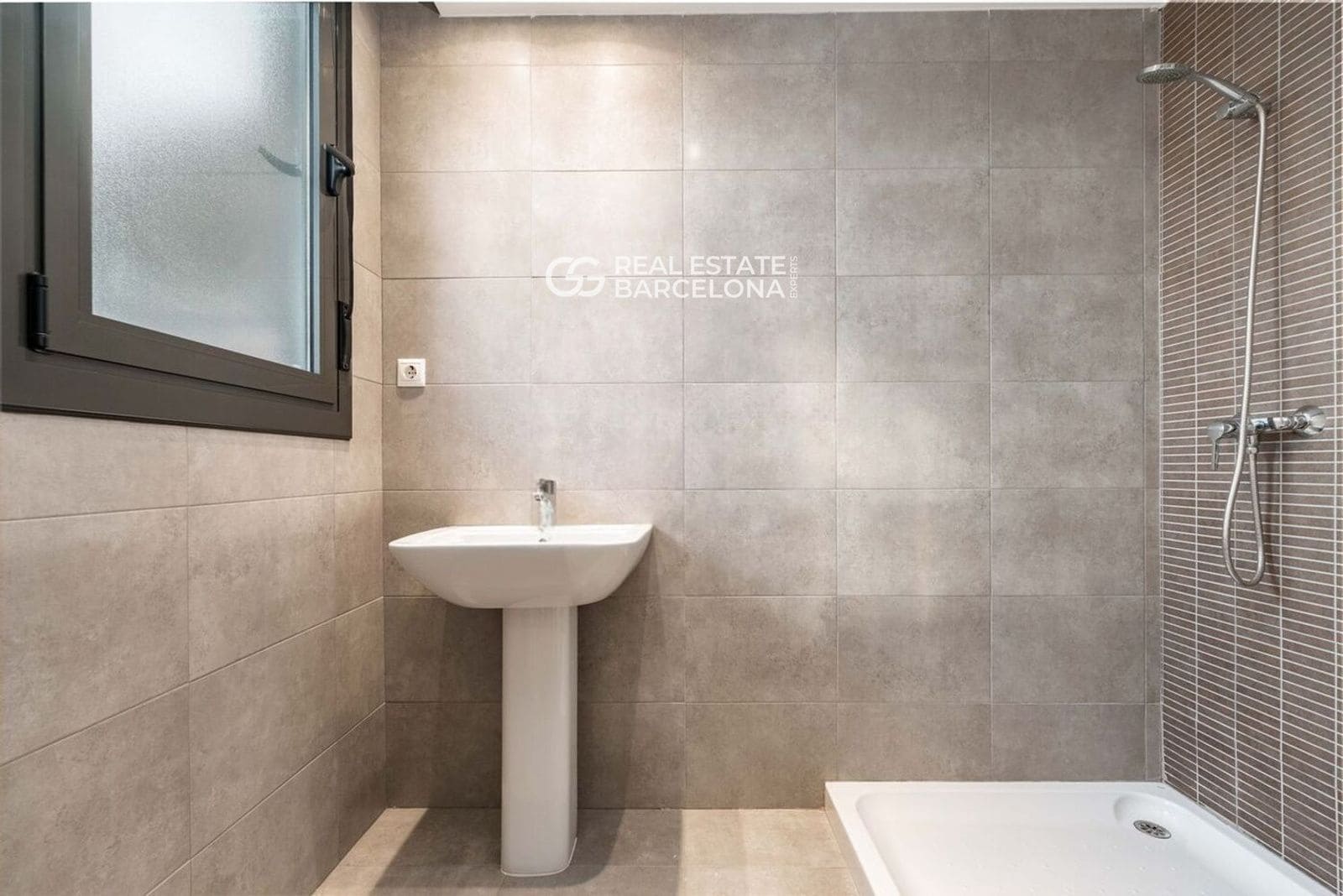 4 bedroom Penthouse for sale in Sitges with pool garage - € 1,245,000 (Ref: 9714130)