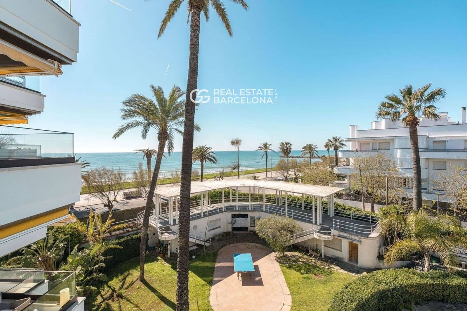 2 chambre Appartement à vendre à Sitges avec piscine garage - 890 000 € (Ref: 9714275)