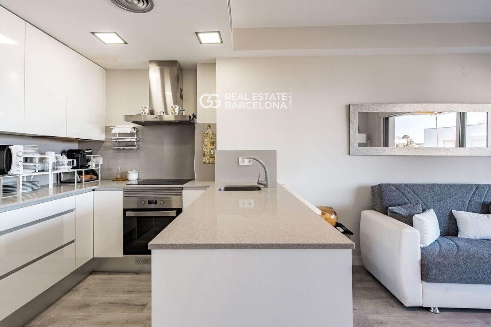 2 chambre Appartement à vendre à Sitges avec piscine garage - 890 000 € (Ref: 9714275)