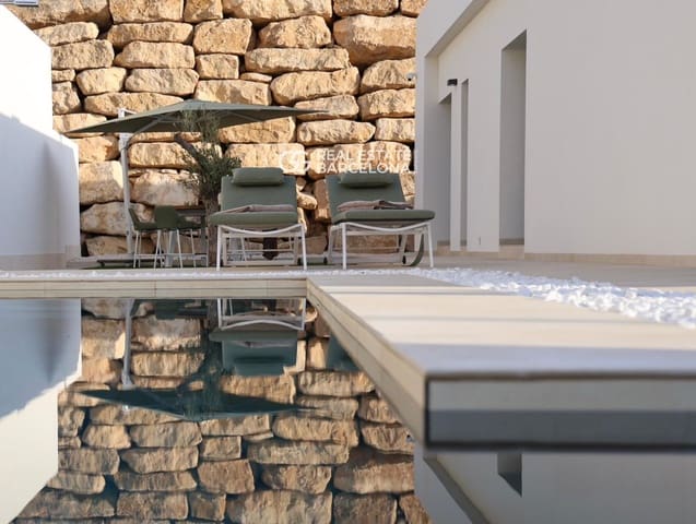 3 bedroom Villa for sale in Benidorm with pool garage - € 489,000 (Ref: 9716362)