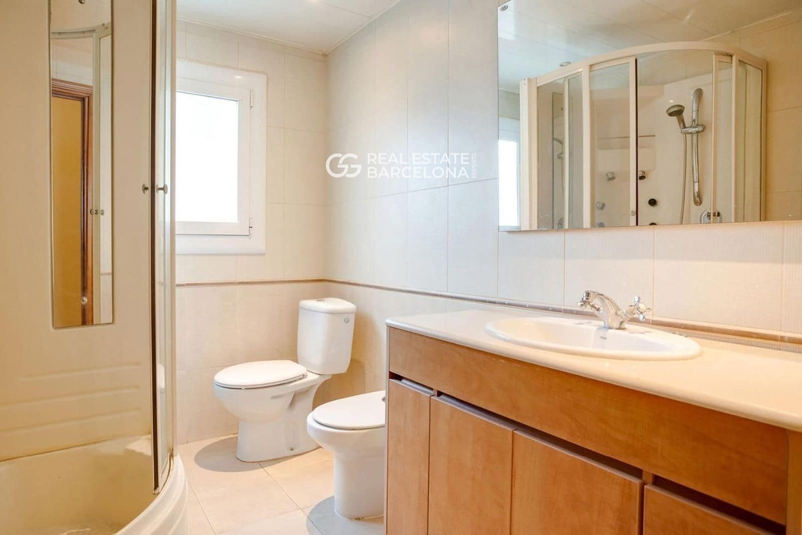 3 chambre Appartement à vendre à Sant Andreu de Llavaneres avec piscine garage - 435 000 € (Ref: 9716696)