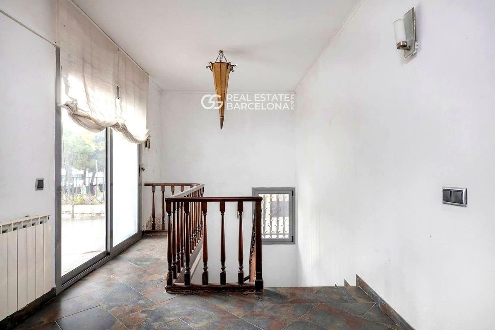 4 bedroom Villa for sale in Gava with pool garage - € 1,050,000 (Ref: 9720626)