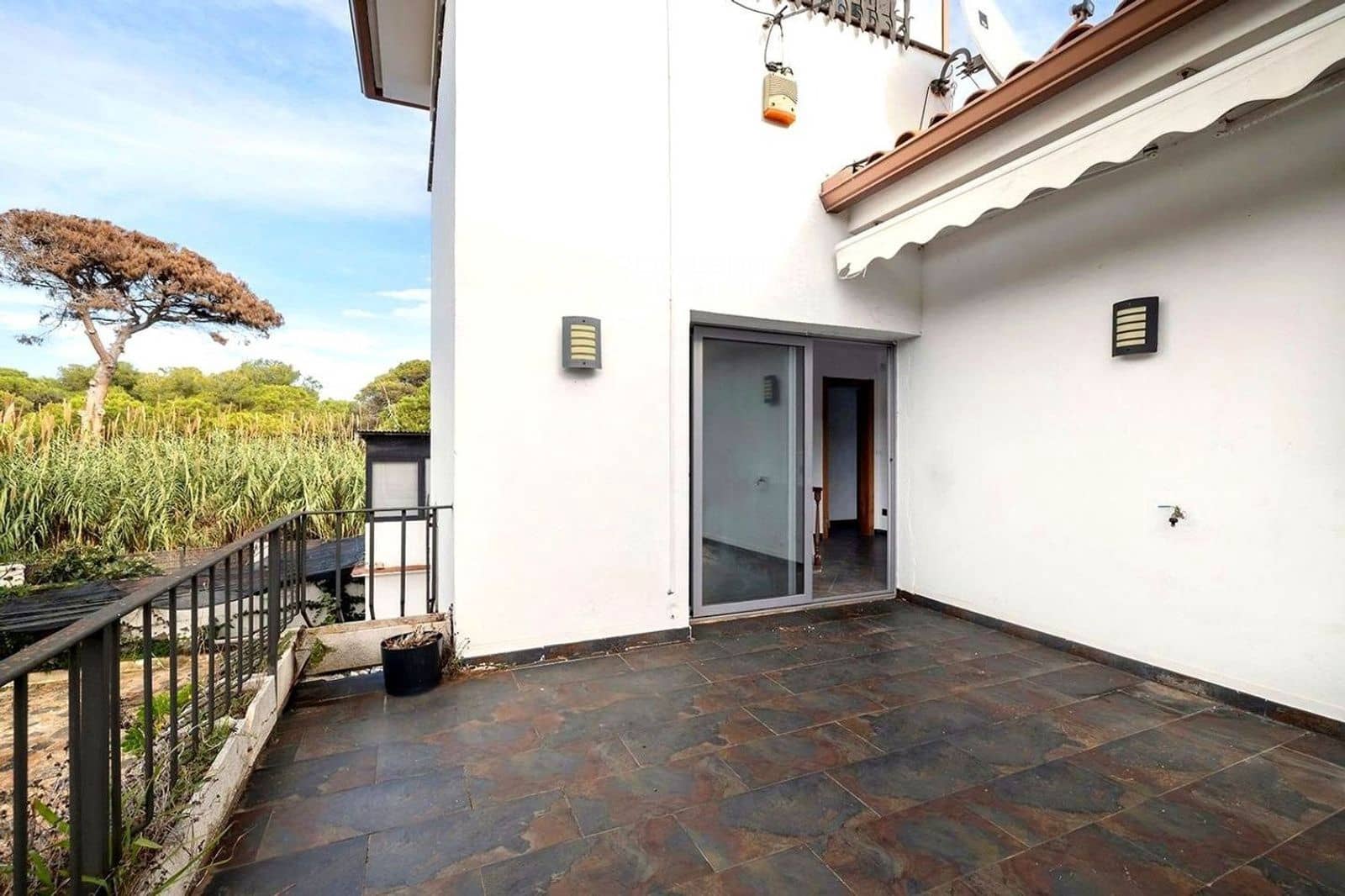 4 bedroom Villa for sale in Gava with pool garage - € 1,050,000 (Ref: 9720626)