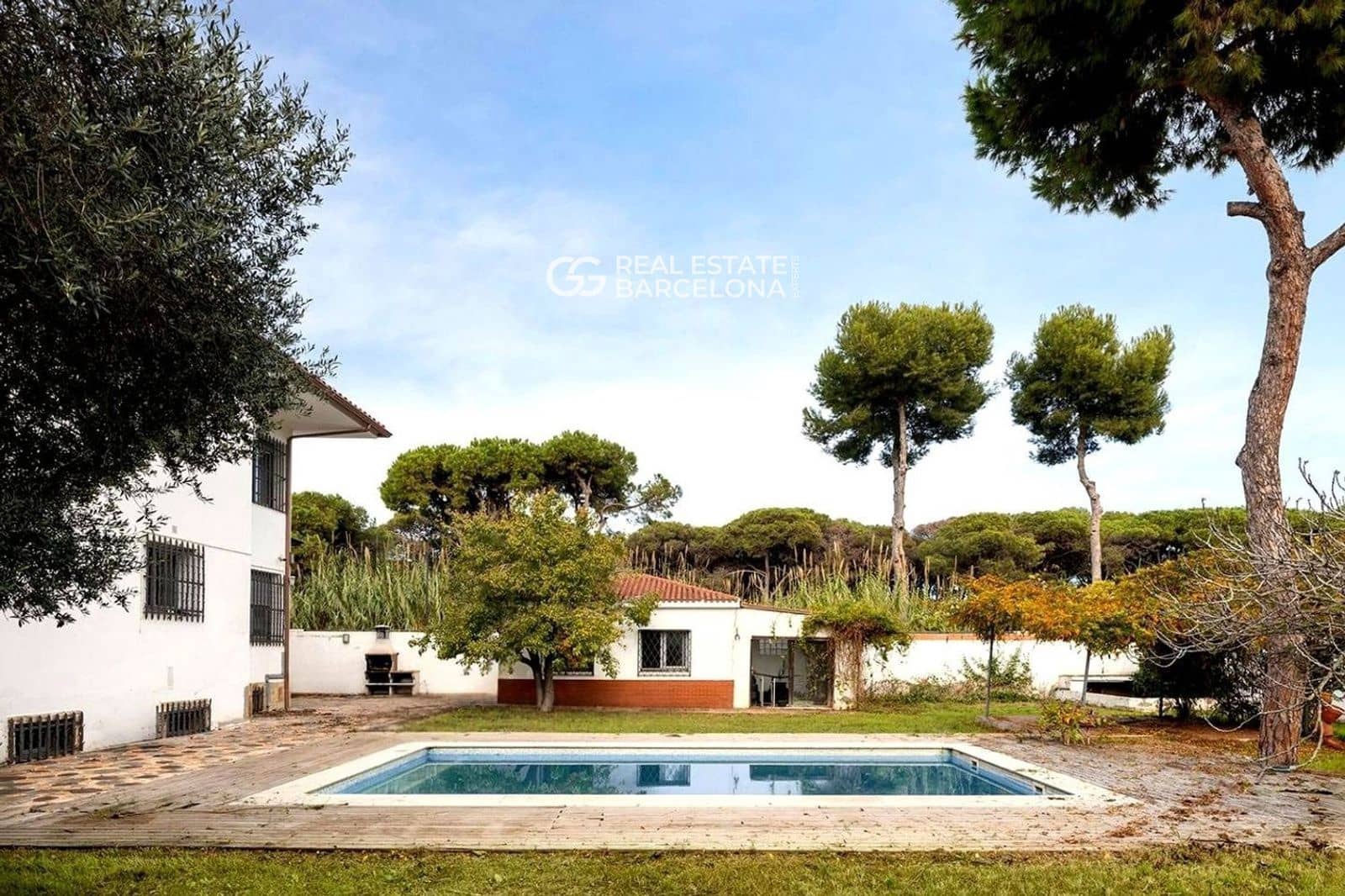 4 bedroom Villa for sale in Gava with pool garage - € 1,050,000 (Ref: 9720626)