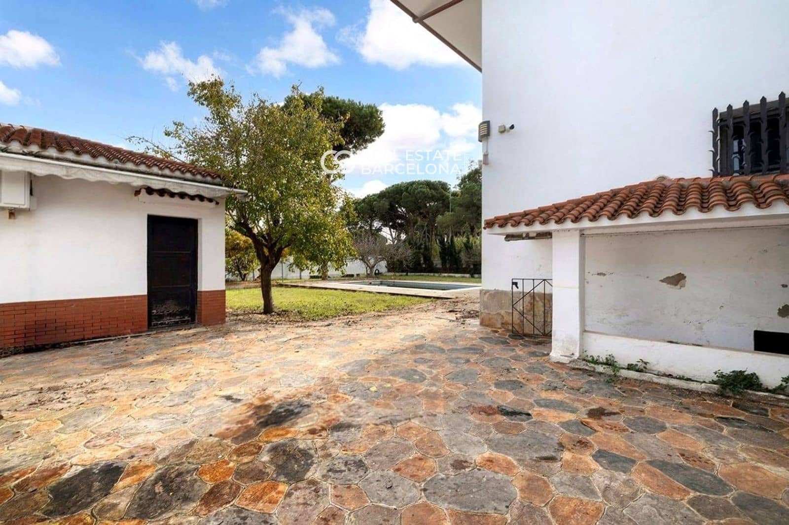 4 bedroom Villa for sale in Gava with pool garage - € 1,050,000 (Ref: 9720626)