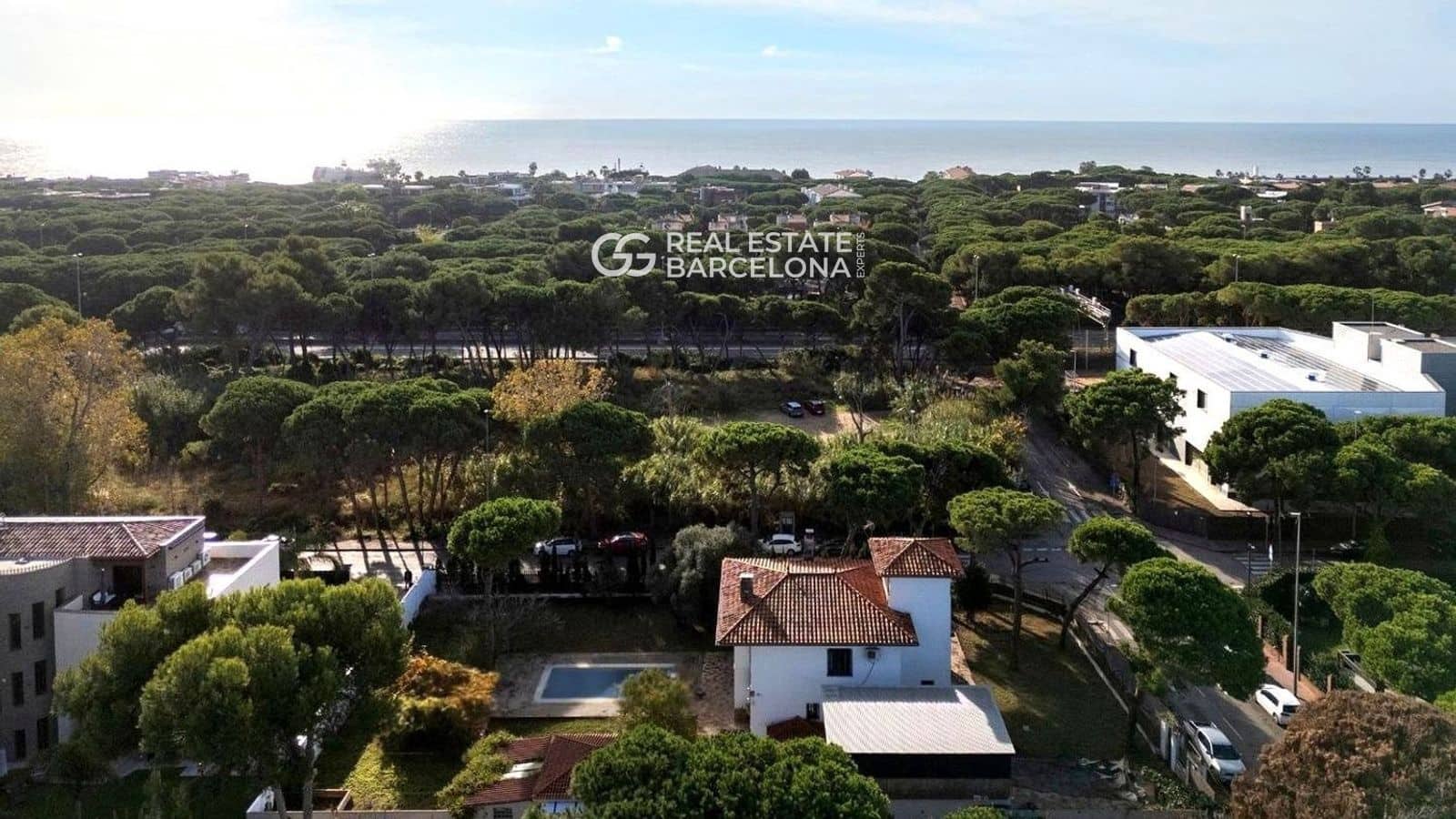 4 bedroom Villa for sale in Gava with pool garage - € 1,050,000 (Ref: 9720626)