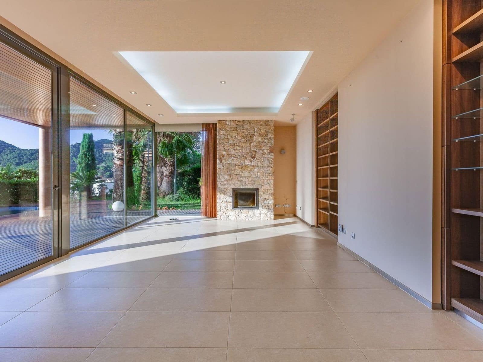 5 bedroom Villa for sale in Argentona with pool garage - € 875,000 (Ref: 9740231)