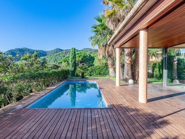 5 bedroom Villa for sale in Argentona with pool garage - € 875,000 (Ref: 9740231)