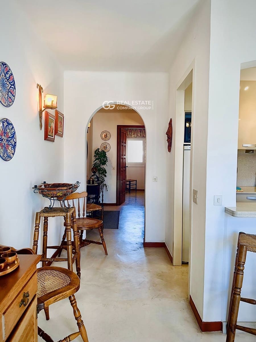 3 sypialnia Dom na sprzedaż w Empuriabrava z basenem garażem - 385 000 € (Ref: 9753384)