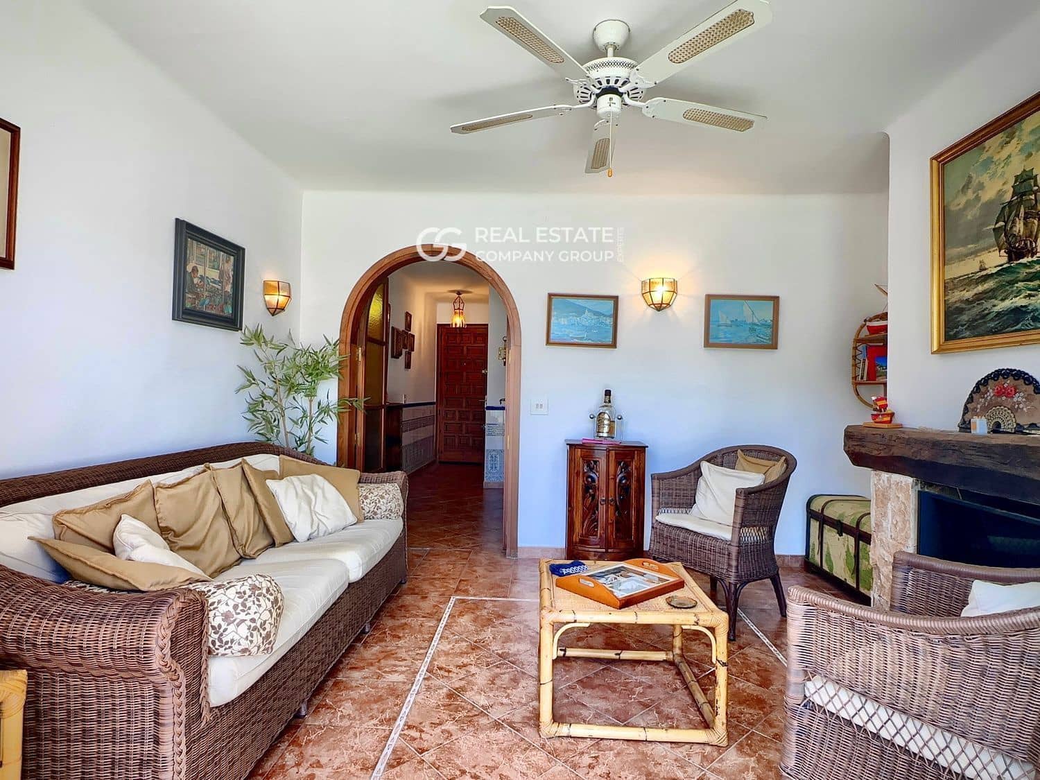 3 sypialnia Dom na sprzedaż w Empuriabrava z basenem garażem - 385 000 € (Ref: 9753384)