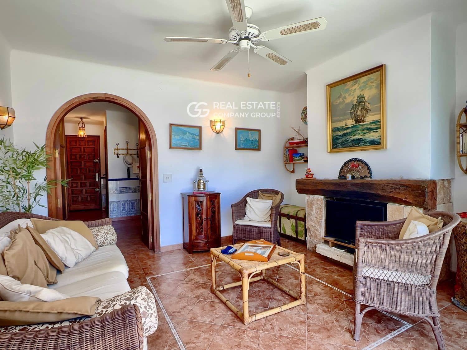 3 sypialnia Dom na sprzedaż w Empuriabrava z basenem garażem - 385 000 € (Ref: 9753384)