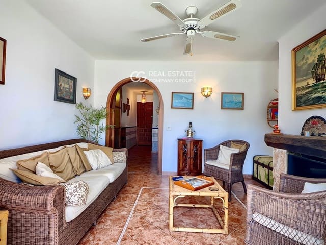 3 sypialnia Dom na sprzedaż w Empuriabrava, Castelló d'Empúries z basenem garażem - 385 000 € (Ref: 9753384)