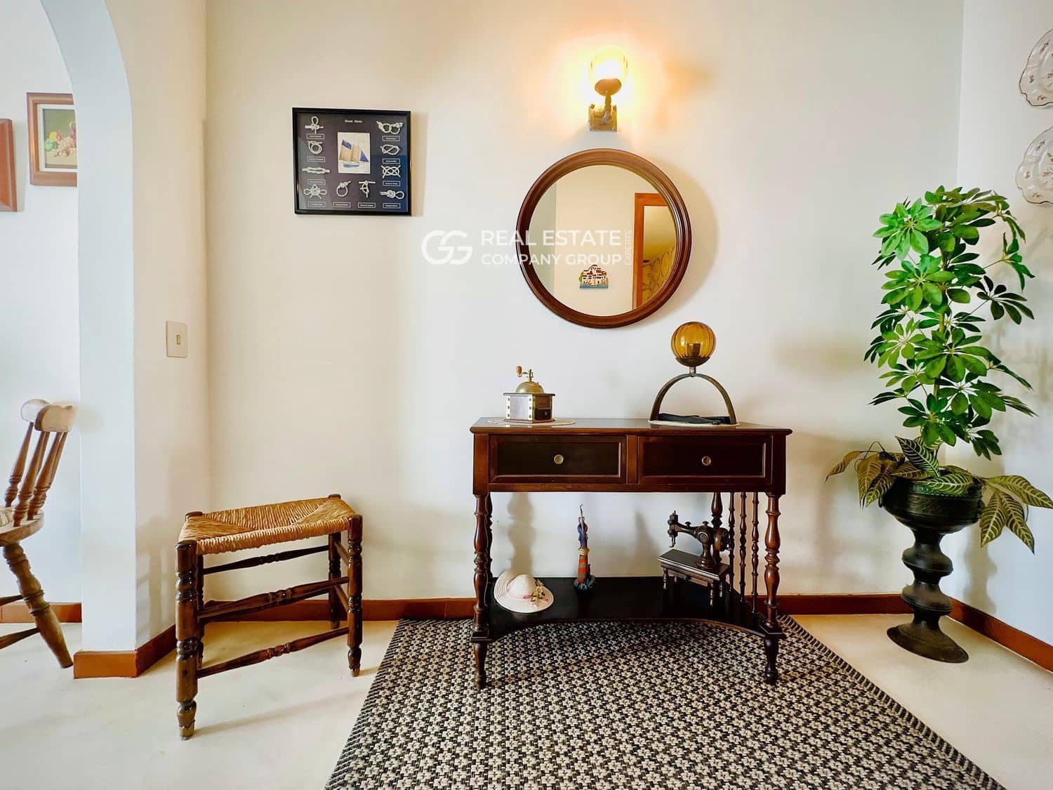 3 sypialnia Dom na sprzedaż w Empuriabrava z basenem garażem - 385 000 € (Ref: 9753384)