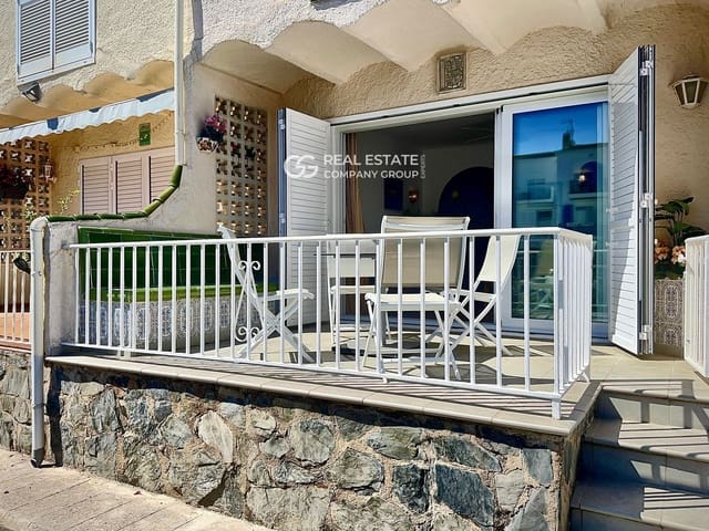 3 sypialnia Dom na sprzedaż w Empuriabrava, Castelló d'Empúries z basenem garażem - 385 000 € (Ref: 9753384)