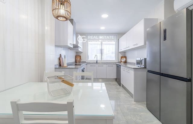 3 soverom Penthouse til salgs i Empuriabrava, Castelló d'Empúries - € 465 000 (Ref: 9753385)