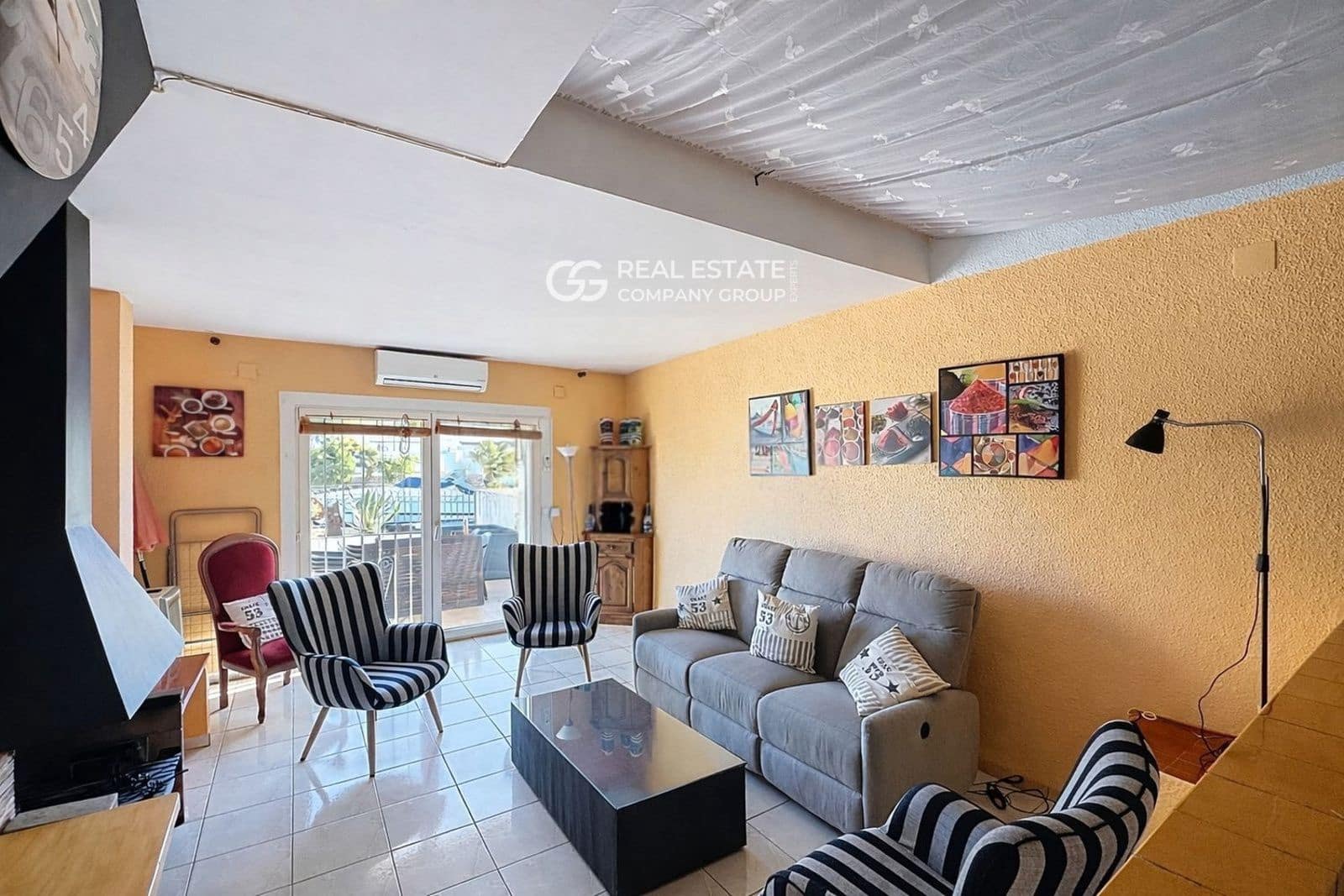 4 soverom Villa til salgs i Empuriabrava med garasje - € 475 000 (Ref: 9755026)